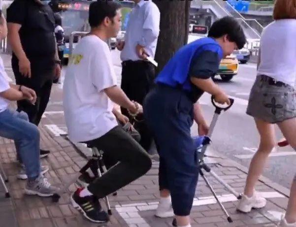 人抛弃了双11爱上了“老年严选”AG真人旗舰厅登录这届脆皮年轻(图13)